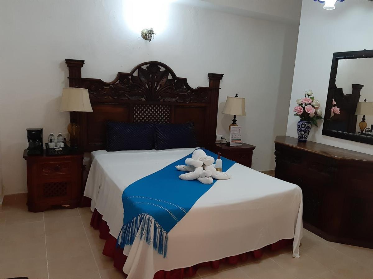 Hotel Palacio Canton Valladolid  Esterno foto