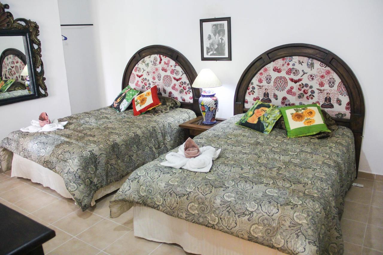 Hotel Palacio Canton Valladolid  Esterno foto
